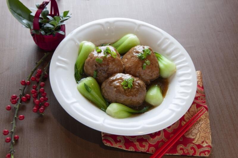 Lions Head Meatballs