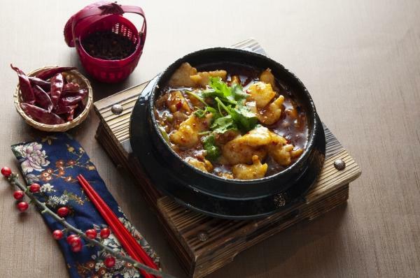 Hot & Numbing Flounder Stone Pot